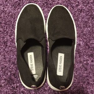 Steve madden slip ons